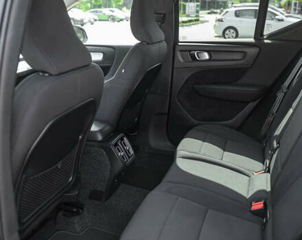 Черный Вольво XC40, объемом двигателя 1.97 л и пробегом 235 тыс. км за 24390 $, фото 18 на Automoto.ua