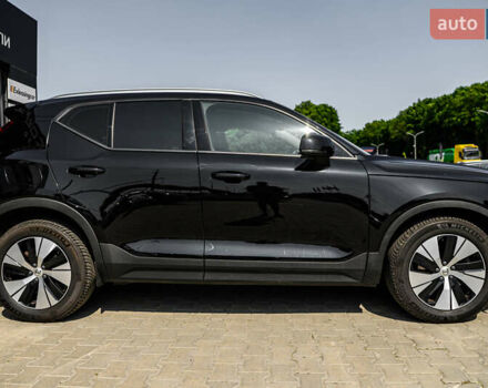 Черный Вольво XC40, объемом двигателя 1.97 л и пробегом 235 тыс. км за 24390 $, фото 38 на Automoto.ua