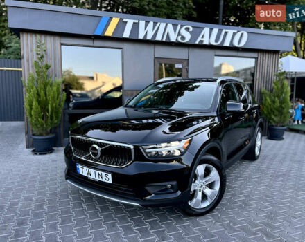 Черный Вольво XC40, объемом двигателя 2 л и пробегом 17 тыс. км за 21900 $, фото 10 на Automoto.ua