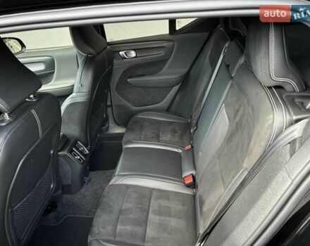 Черный Вольво XC40, объемом двигателя 0 л и пробегом 136 тыс. км за 24900 $, фото 21 на Automoto.ua