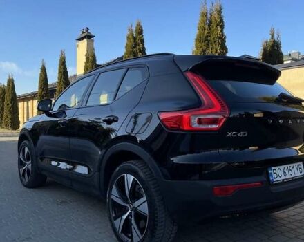 Черный Вольво XC40, объемом двигателя 0 л и пробегом 77 тыс. км за 28800 $, фото 7 на Automoto.ua