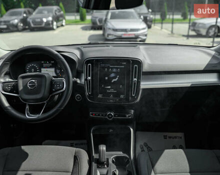 Черный Вольво XC40, объемом двигателя 1.97 л и пробегом 235 тыс. км за 24390 $, фото 14 на Automoto.ua