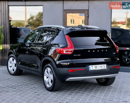 Черный Вольво XC40, объемом двигателя 2 л и пробегом 17 тыс. км за 21900 $, фото 5 на Automoto.ua