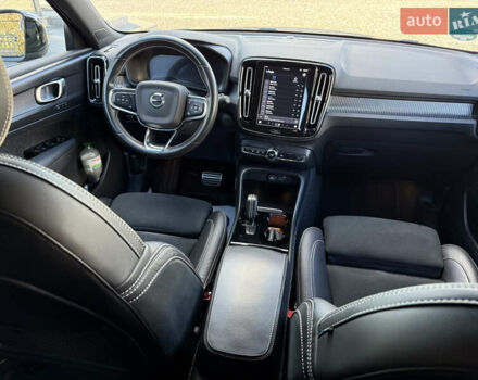 Черный Вольво XC40, объемом двигателя 0 л и пробегом 140 тыс. км за 24300 $, фото 55 на Automoto.ua