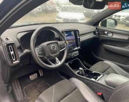Черный Вольво XC40, объемом двигателя 0 л и пробегом 53 тыс. км за 26900 $, фото 10 на Automoto.ua