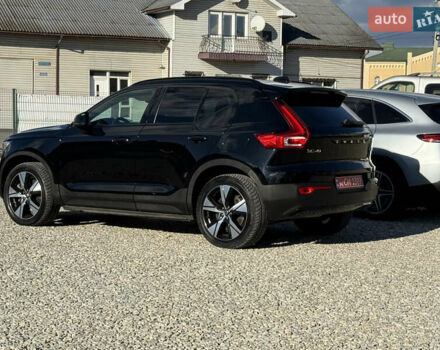 Черный Вольво XC40, объемом двигателя 0 л и пробегом 140 тыс. км за 24300 $, фото 82 на Automoto.ua