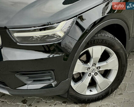 Черный Вольво XC40, объемом двигателя 1.97 л и пробегом 143 тыс. км за 19000 $, фото 2 на Automoto.ua