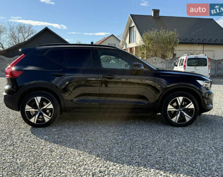 Черный Вольво XC40, объемом двигателя 0 л и пробегом 140 тыс. км за 24300 $, фото 13 на Automoto.ua