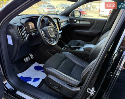 Черный Вольво XC40, объемом двигателя 0 л и пробегом 140 тыс. км за 24300 $, фото 43 на Automoto.ua