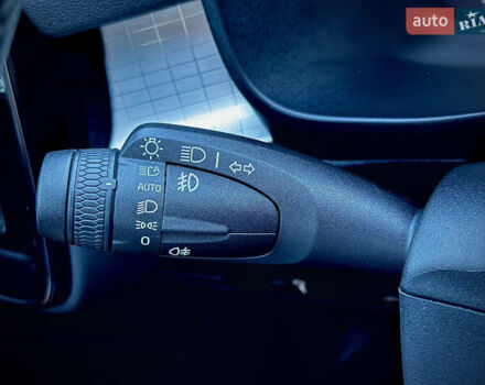 Черный Вольво XC40, объемом двигателя 1.97 л и пробегом 143 тыс. км за 20500 $, фото 32 на Automoto.ua