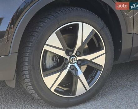 Чорний Вольво XC40, об'ємом двигуна 0 л та пробігом 110 тис. км за 26999 $, фото 18 на Automoto.ua