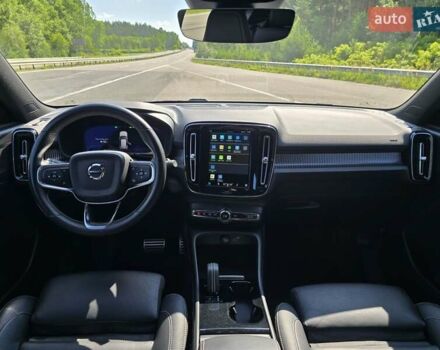 Чорний Вольво XC40, об'ємом двигуна 0 л та пробігом 110 тис. км за 26999 $, фото 72 на Automoto.ua