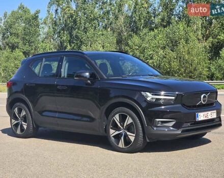 Чорний Вольво XC40, об'ємом двигуна 0 л та пробігом 110 тис. км за 26999 $, фото 10 на Automoto.ua
