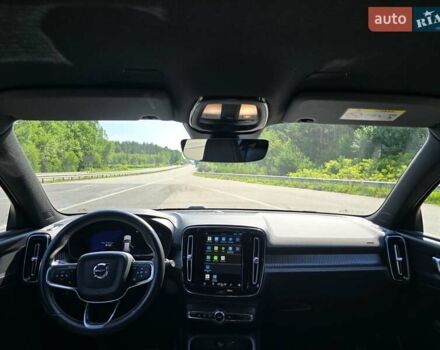 Чорний Вольво XC40, об'ємом двигуна 0 л та пробігом 110 тис. км за 26999 $, фото 71 на Automoto.ua