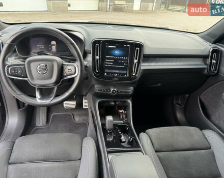 Черный Вольво XC40, объемом двигателя 0 л и пробегом 162 тыс. км за 25300 $, фото 7 на Automoto.ua