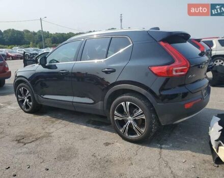 Чорний Вольво XC40, об'ємом двигуна 1.97 л та пробігом 117 тис. км за 7900 $, фото 1 на Automoto.ua