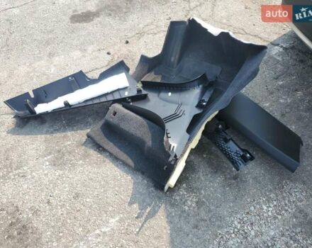 Чорний Вольво XC40, об'ємом двигуна 1.97 л та пробігом 117 тис. км за 7900 $, фото 11 на Automoto.ua