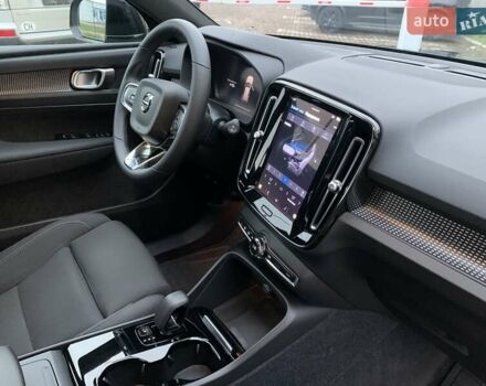 Черный Вольво XC40, объемом двигателя 0 л и пробегом 169 тыс. км за 22999 $, фото 29 на Automoto.ua