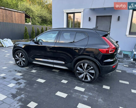 Черный Вольво XC40, объемом двигателя 0 л и пробегом 73 тыс. км за 26500 $, фото 13 на Automoto.ua