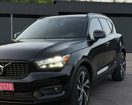 Чорний Вольво XC40, об'ємом двигуна 1.97 л та пробігом 41 тис. км за 29300 $, фото 17 на Automoto.ua