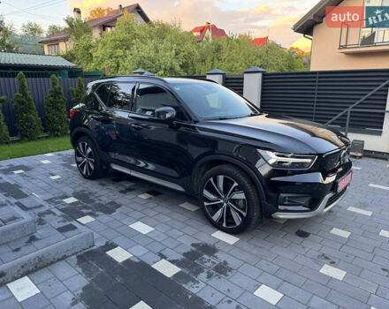 Черный Вольво XC40, объемом двигателя 0 л и пробегом 73 тыс. км за 26500 $, фото 5 на Automoto.ua