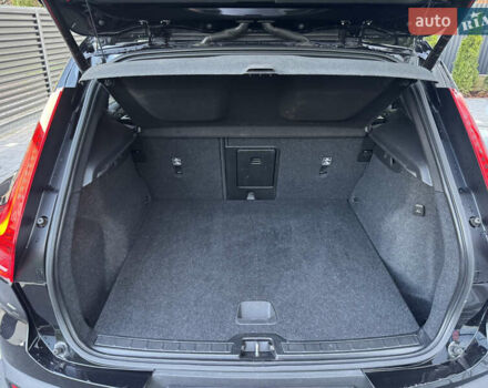Черный Вольво XC40, объемом двигателя 0 л и пробегом 73 тыс. км за 26500 $, фото 68 на Automoto.ua