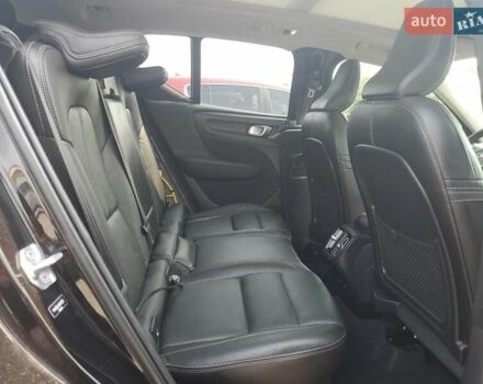 Чорний Вольво XC40, об'ємом двигуна 1.97 л та пробігом 117 тис. км за 7900 $, фото 9 на Automoto.ua