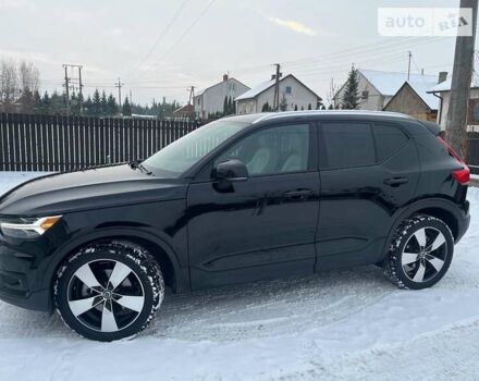 Черный Вольво XC40, объемом двигателя 2 л и пробегом 60 тыс. км за 26700 $, фото 11 на Automoto.ua