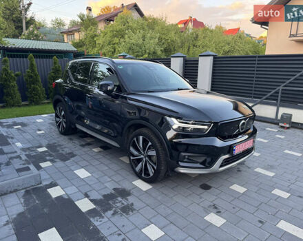 Черный Вольво XC40, объемом двигателя 0 л и пробегом 73 тыс. км за 26500 $, фото 4 на Automoto.ua