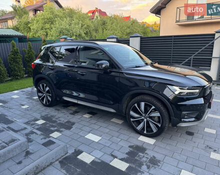 Черный Вольво XC40, объемом двигателя 0 л и пробегом 73 тыс. км за 26500 $, фото 6 на Automoto.ua