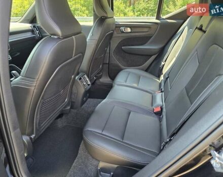 Чорний Вольво XC40, об'ємом двигуна 0 л та пробігом 110 тис. км за 26999 $, фото 51 на Automoto.ua