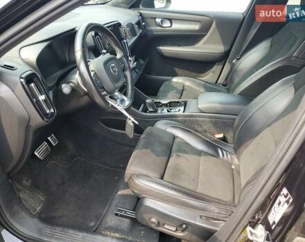 Черный Вольво XC40, объемом двигателя 1.97 л и пробегом 96 тыс. км за 9400 $, фото 6 на Automoto.ua