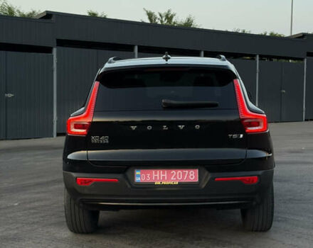 Чорний Вольво XC40, об'ємом двигуна 1.97 л та пробігом 41 тис. км за 29300 $, фото 16 на Automoto.ua