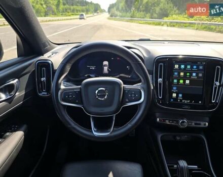 Чорний Вольво XC40, об'ємом двигуна 0 л та пробігом 110 тис. км за 26999 $, фото 73 на Automoto.ua