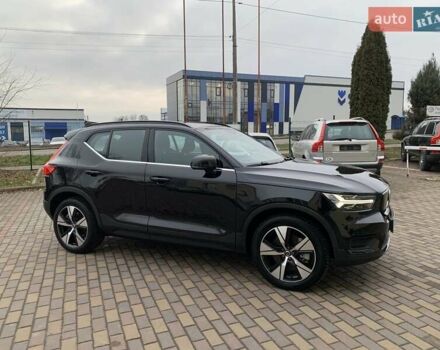 Черный Вольво XC40, объемом двигателя 0 л и пробегом 169 тыс. км за 22999 $, фото 6 на Automoto.ua