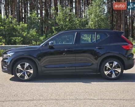 Чорний Вольво XC40, об'ємом двигуна 0 л та пробігом 110 тис. км за 26999 $, фото 4 на Automoto.ua