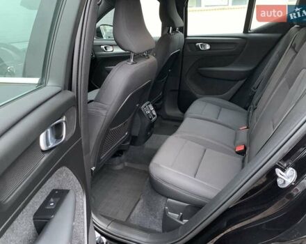 Черный Вольво XC40, объемом двигателя 0 л и пробегом 169 тыс. км за 22999 $, фото 26 на Automoto.ua