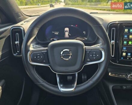 Чорний Вольво XC40, об'ємом двигуна 0 л та пробігом 110 тис. км за 26999 $, фото 74 на Automoto.ua