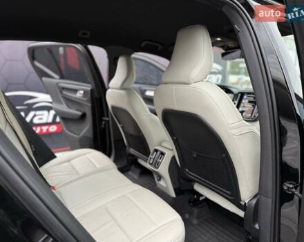 Черный Вольво XC40, объемом двигателя 1.97 л и пробегом 44 тыс. км за 25900 $, фото 23 на Automoto.ua