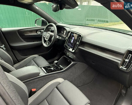 Черный Вольво XC40, объемом двигателя 0 л и пробегом 28 тыс. км за 27500 $, фото 31 на Automoto.ua