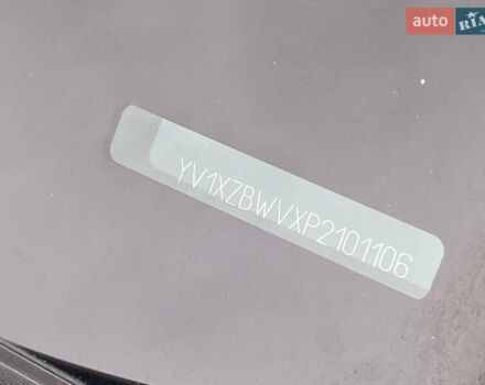 Черный Вольво XC40, объемом двигателя 1.48 л и пробегом 89 тыс. км за 35000 $, фото 15 на Automoto.ua