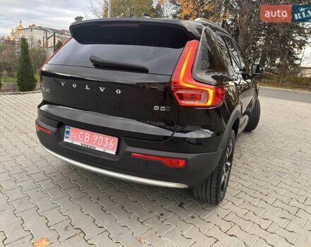 Черный Вольво XC40, объемом двигателя 1.97 л и пробегом 15 тыс. км за 28500 $, фото 4 на Automoto.ua