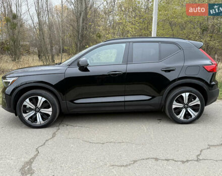 Черный Вольво XC40, объемом двигателя 0 л и пробегом 28 тыс. км за 27500 $, фото 9 на Automoto.ua