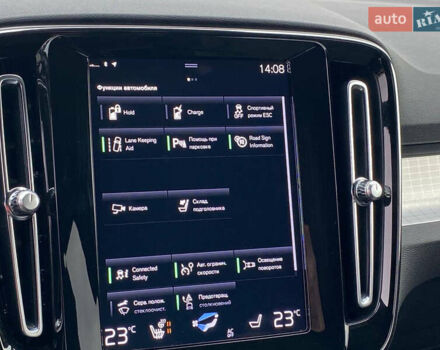 Черный Вольво XC40, объемом двигателя 1.48 л и пробегом 89 тыс. км за 35000 $, фото 30 на Automoto.ua