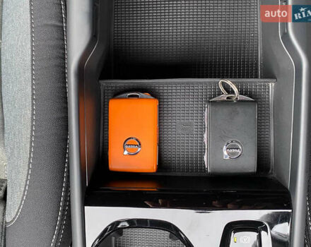 Черный Вольво XC40, объемом двигателя 1.48 л и пробегом 89 тыс. км за 35000 $, фото 25 на Automoto.ua