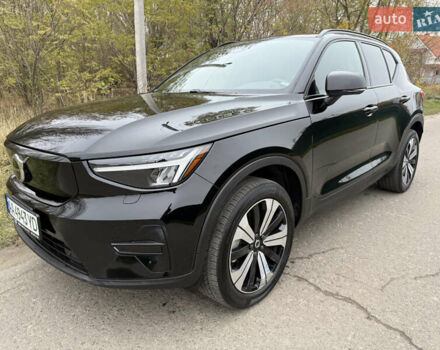 Черный Вольво XC40, объемом двигателя 0 л и пробегом 28 тыс. км за 27500 $, фото 5 на Automoto.ua