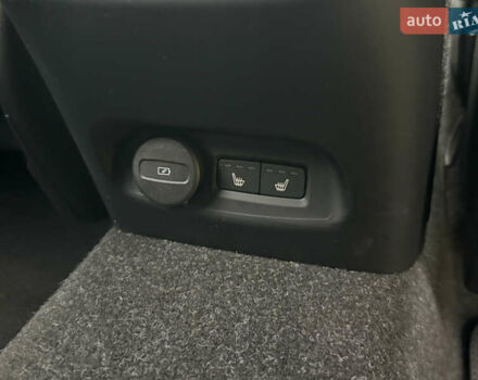 Черный Вольво XC40, объемом двигателя 0 л и пробегом 28 тыс. км за 27500 $, фото 28 на Automoto.ua