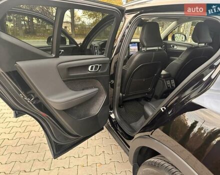 Черный Вольво XC40, объемом двигателя 1.97 л и пробегом 15 тыс. км за 28500 $, фото 15 на Automoto.ua