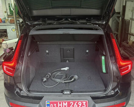 Черный Вольво XC40, объемом двигателя 0 л и пробегом 16 тыс. км за 28700 $, фото 15 на Automoto.ua