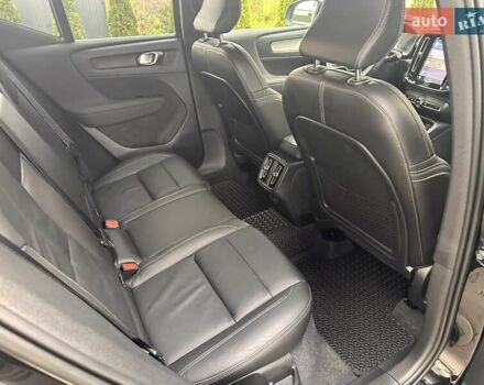 Черный Вольво XC40, объемом двигателя 1.97 л и пробегом 15 тыс. км за 28500 $, фото 17 на Automoto.ua